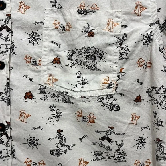 Eighth Avenue Men S Skateboarding Skeletons Button-Up Shirt Halloween Fall - Picture 2 of 6